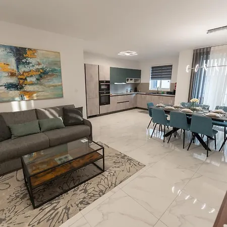 Home Away From Home Mellieha Exterior photo