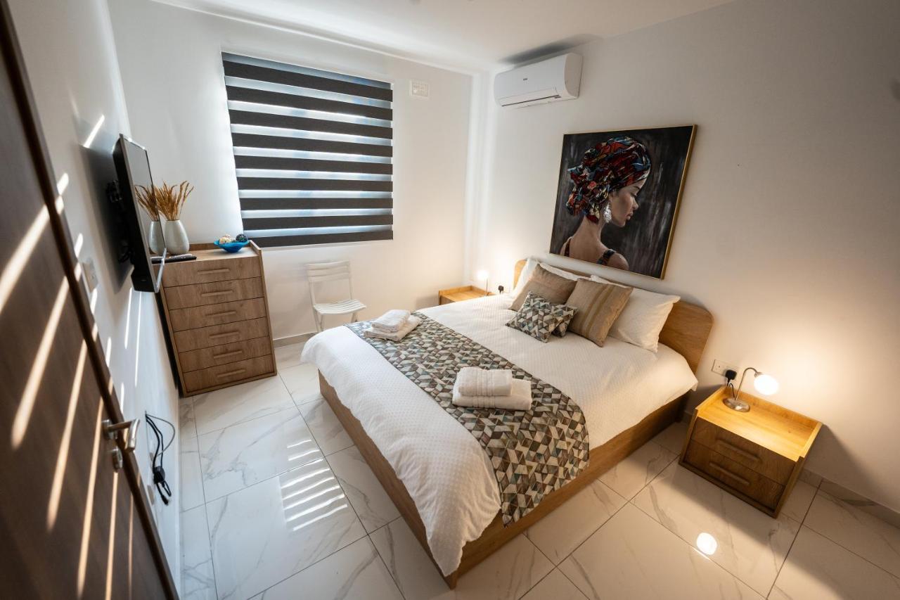 Apartment Away From